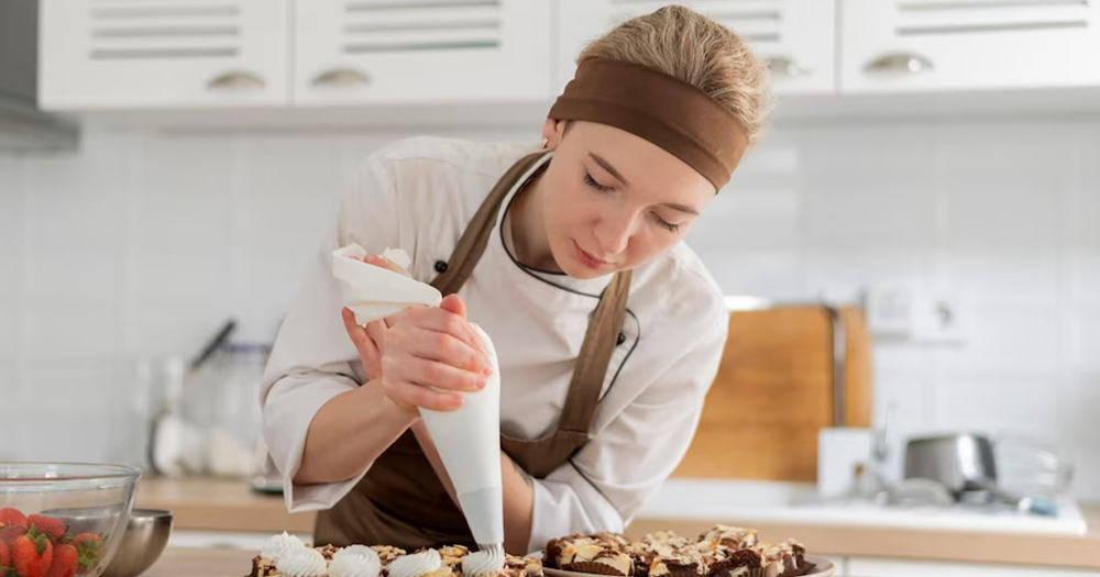 Highest Paying Jobs - Pastry Chef