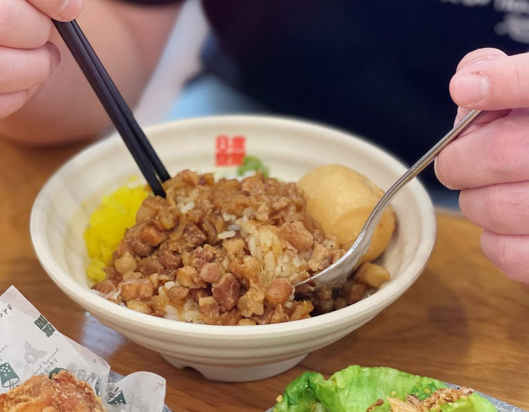 2022 08 19 2 World Food Fair 2023 - Stewed Pork Belly Rice