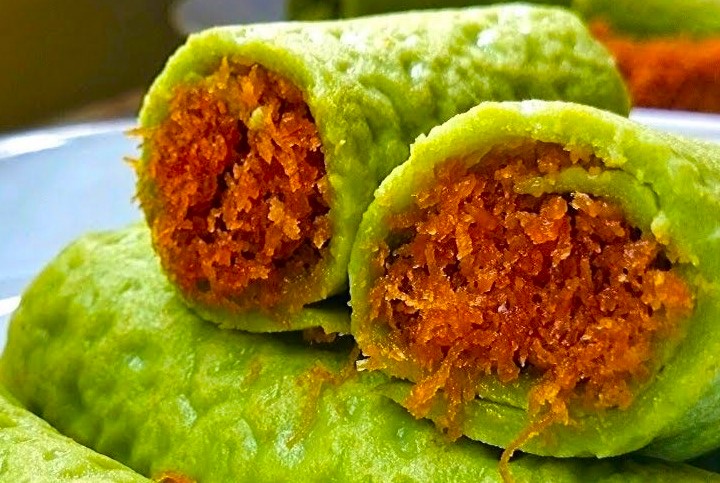 absurd guest requests - kuih dadar