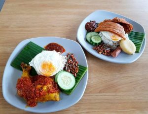 nasi lemak ayam taliwang - overview of dishes ordered