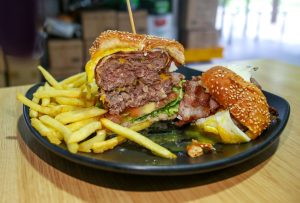 smokin joe - double waguyu burger with bacon and egg, cross section of burger