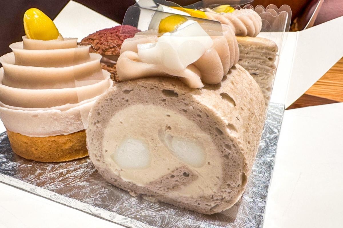 the french pastry - Orh Nee Mochi Soufflé Roll
