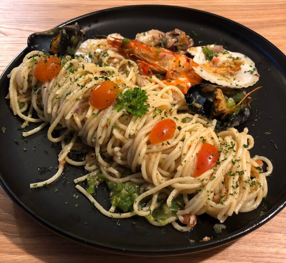 D'Atas Restaurant - Aglio E Olio Seafood