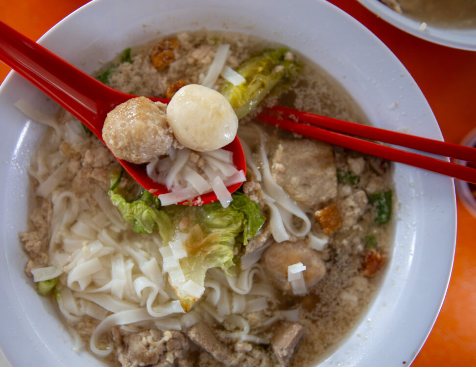 JB Old San Huan Teochew Kway Teow Soup - soup noodles with the meat and fish balls