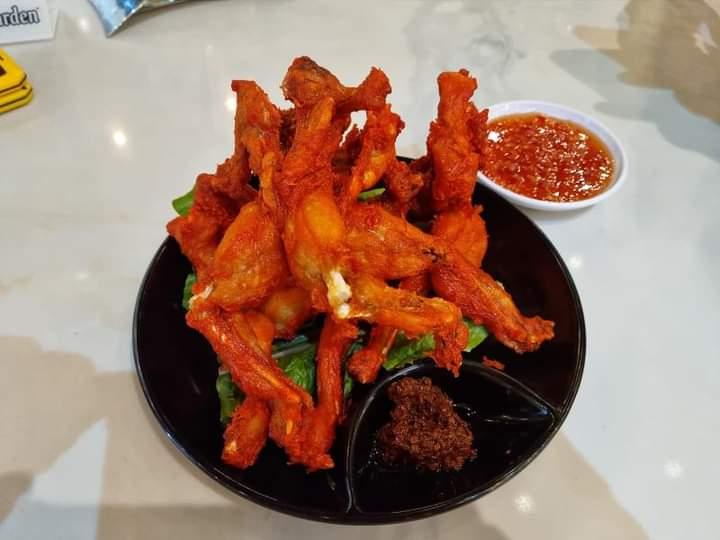 liangjikitchen4 liang ji kitchen - prawn paste froggo