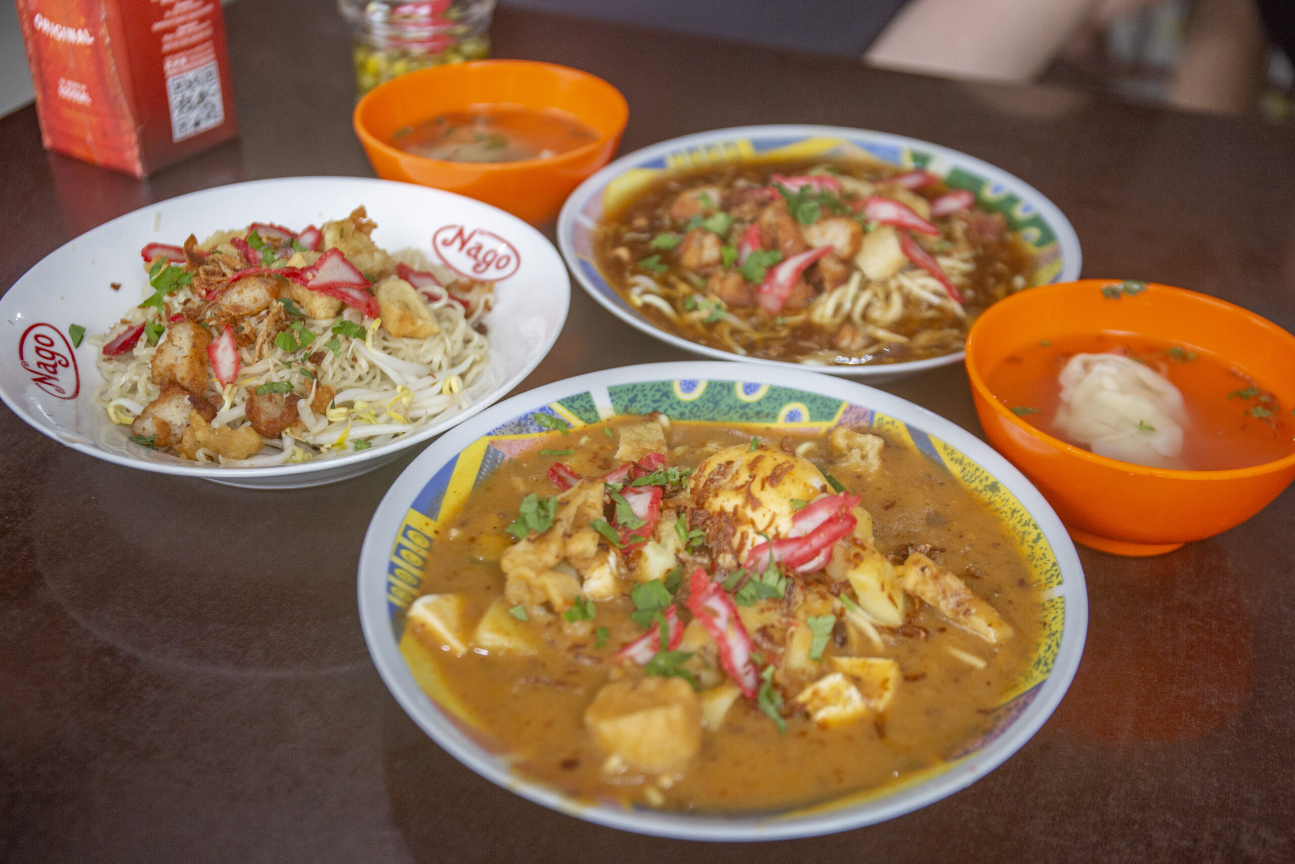 Batam food places - Adi Laris Mie Tho Ling overall