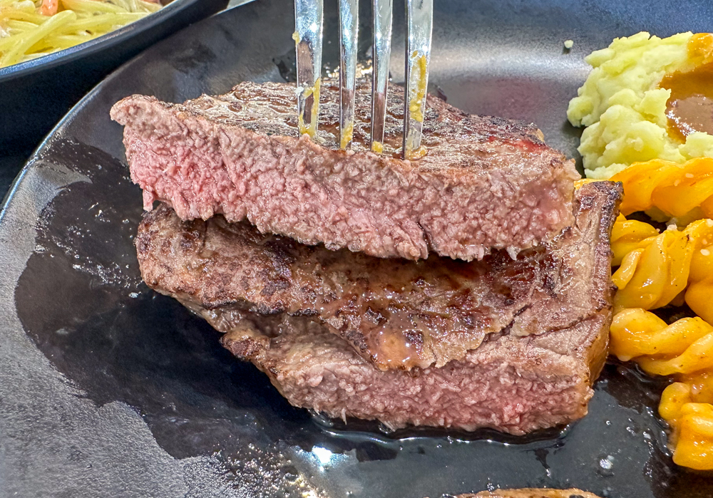 char grill - sirloin steak