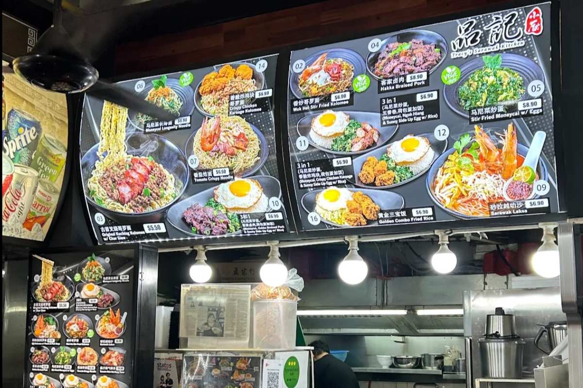 tracy sarawak - stall front