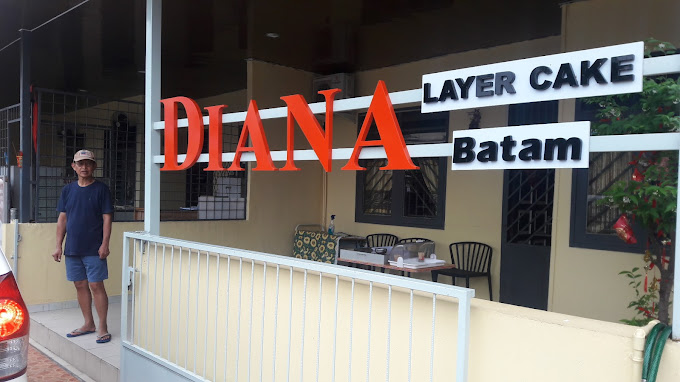 Batam food places - Diana Layer Cake