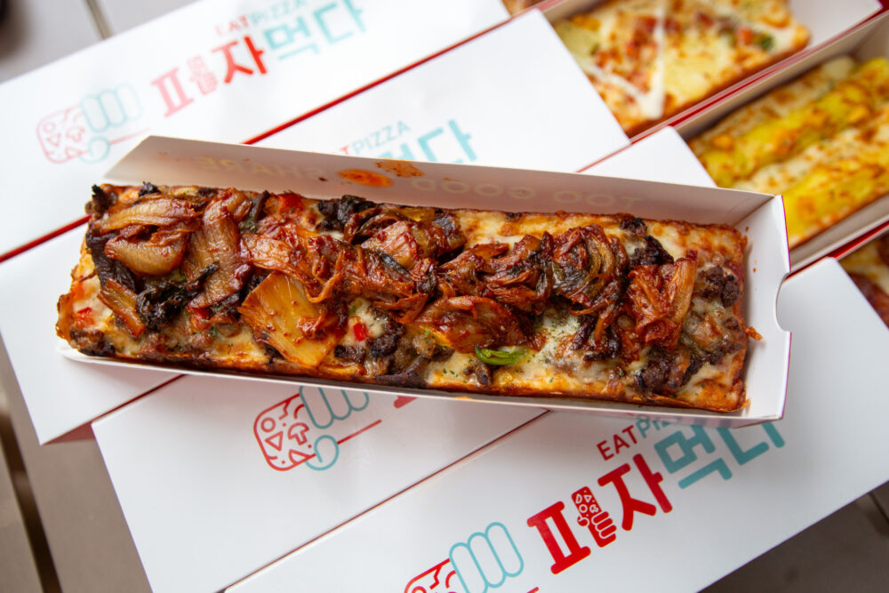 Eat Pizza - PQ exclusive Kimchi Bulgogi Eat Pizza - PQ exclusive Kimchi Bulgogi
