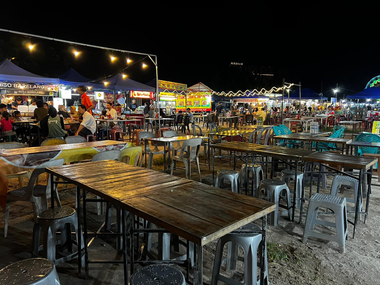 Batam food places - Seating at WTB Food Market