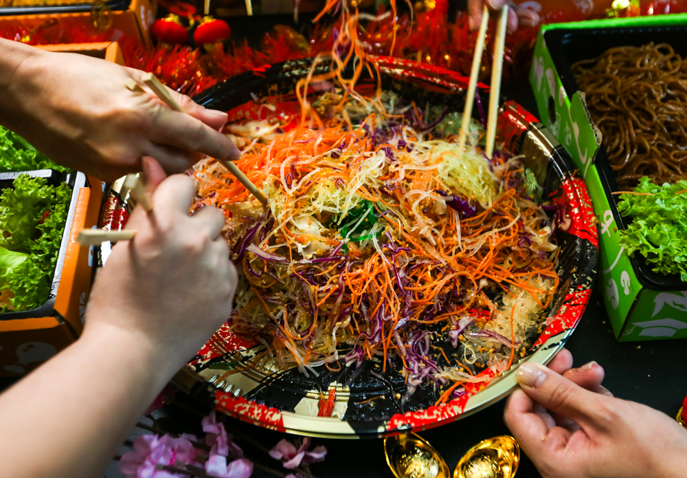 gourmetz 02 gourmetz - Abundant Wealth Yusheng with Jade Abalone