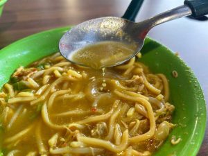 Queenstown Lontong - Mee Soto Broth