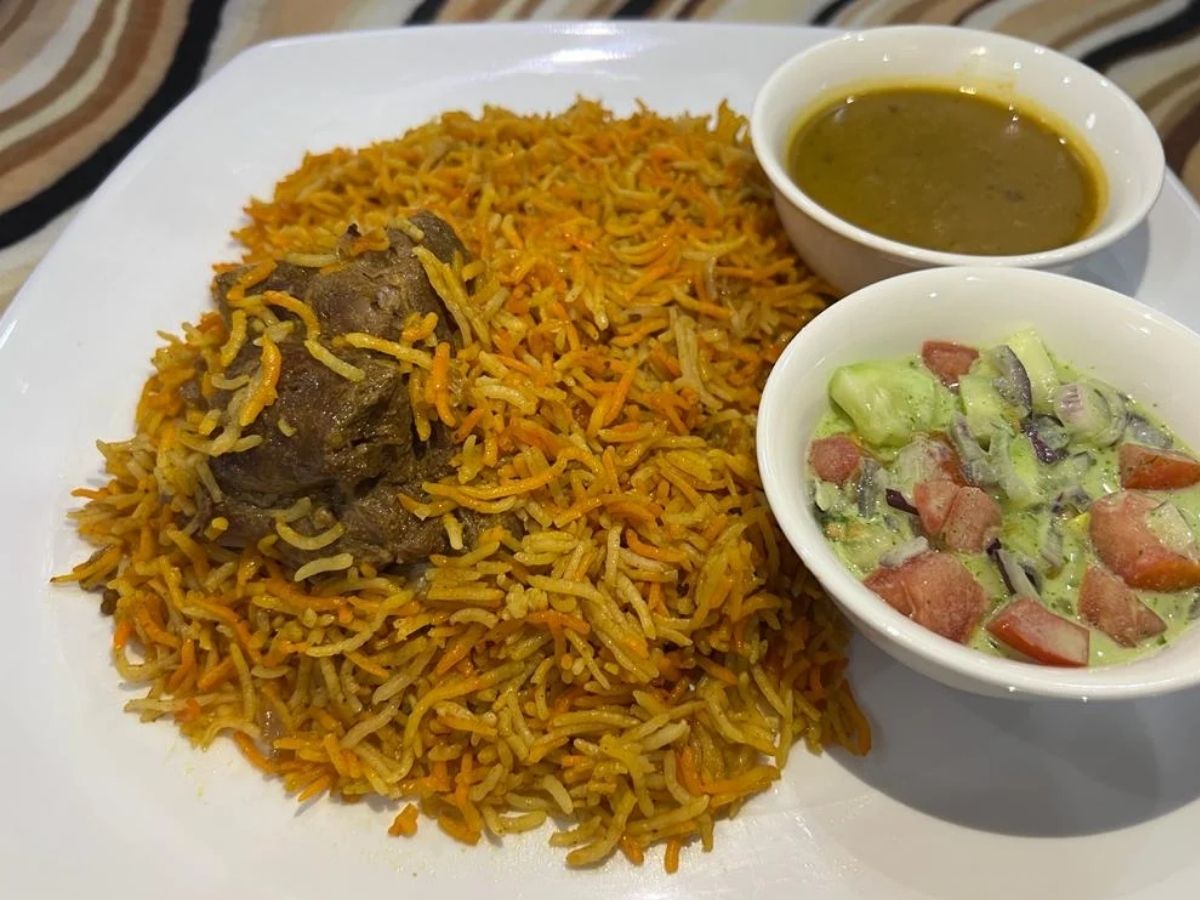 maxwell food centre - Pakistani Dum Biryani SG