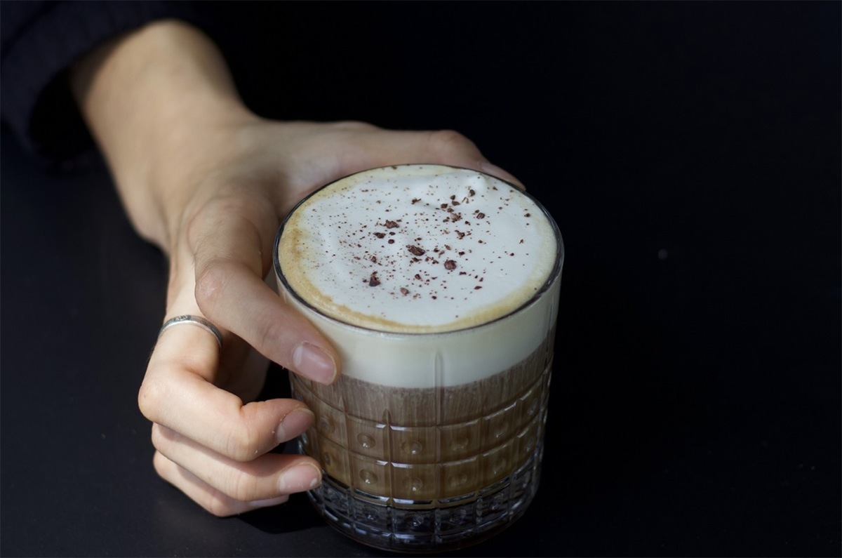 Coffee Guide - Atlas Coffeehouse einspanner coffee