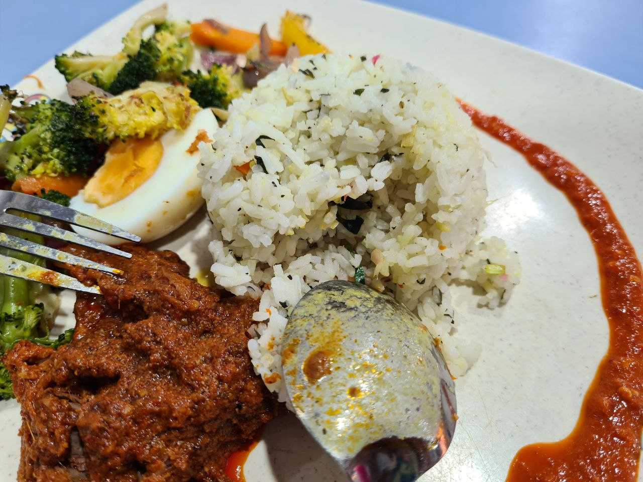 The Little Red Hen: Authentic and rare herb-infused Nasi Ulam at Amoy ...