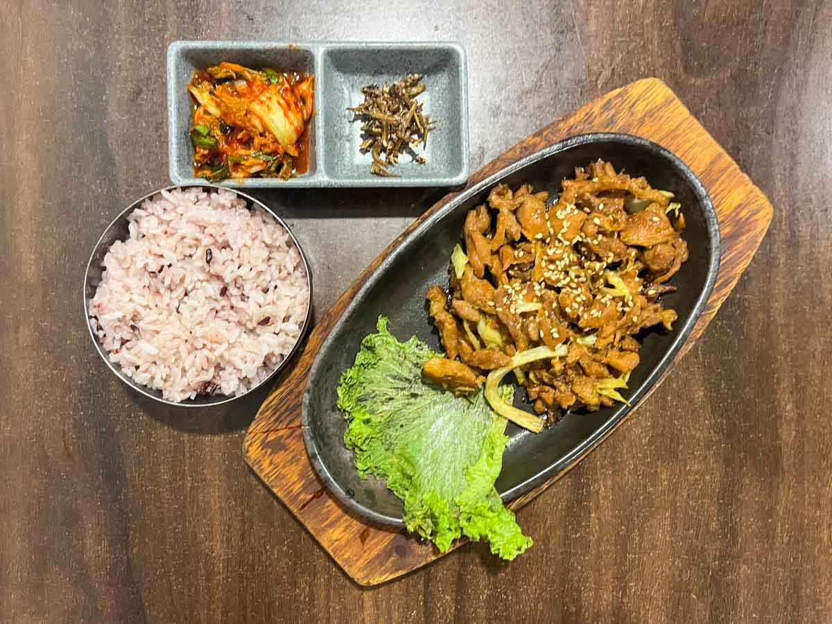 Hangawi Korean Food - BBQ Chicken Set