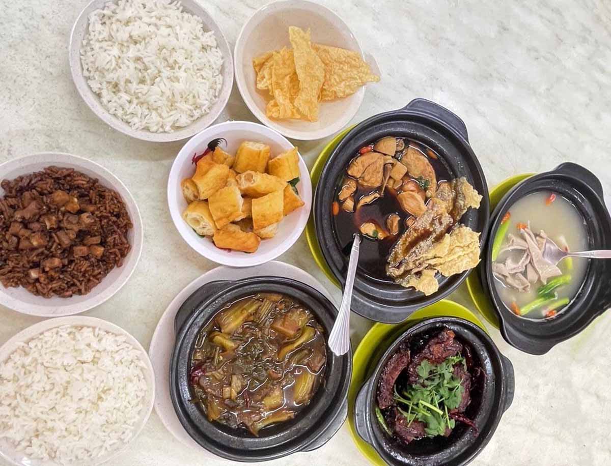 Restoran Ah Peng Bak Kut Teh - Various dishes