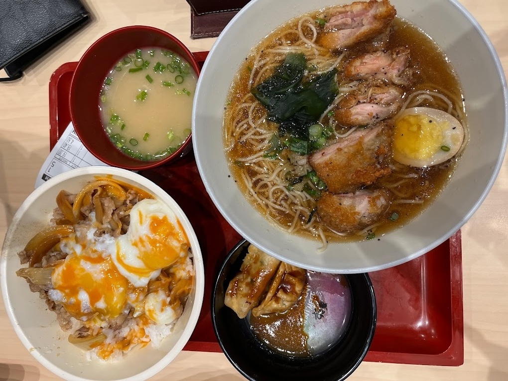 Sukiya Tokyo Bowls & Noodles - Rice and noodle dishes