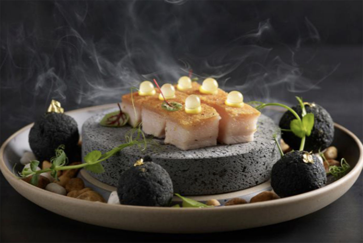 cantonese rrestaurant - holiday inn singapore atrium dish