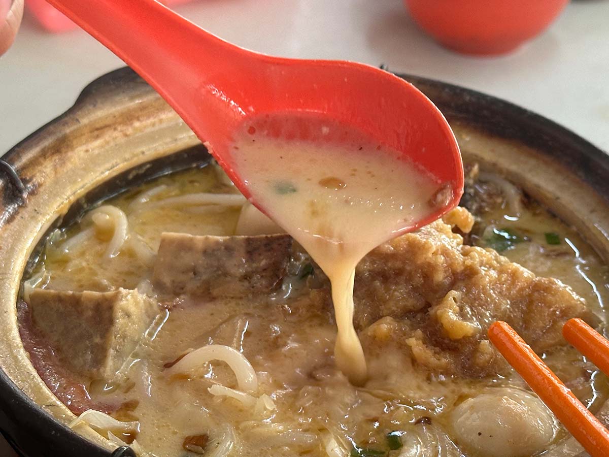 Tao Xiang Bak Kut Teh Fish Head Noodles - Soup