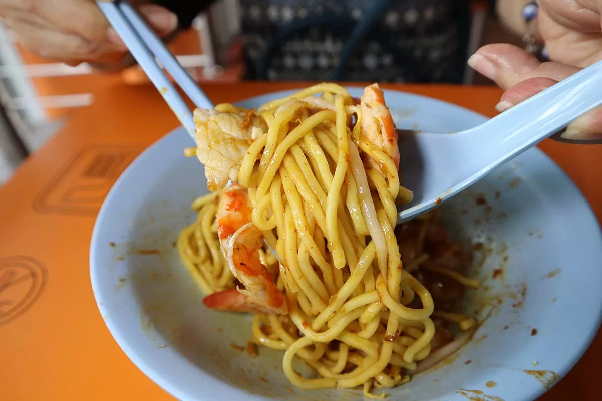 jasmine pork rib prawn noodle - mixing mee