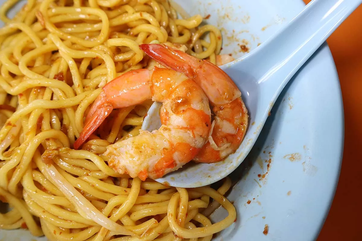 jasmine pork rib prawn noodle - prawns upclose
