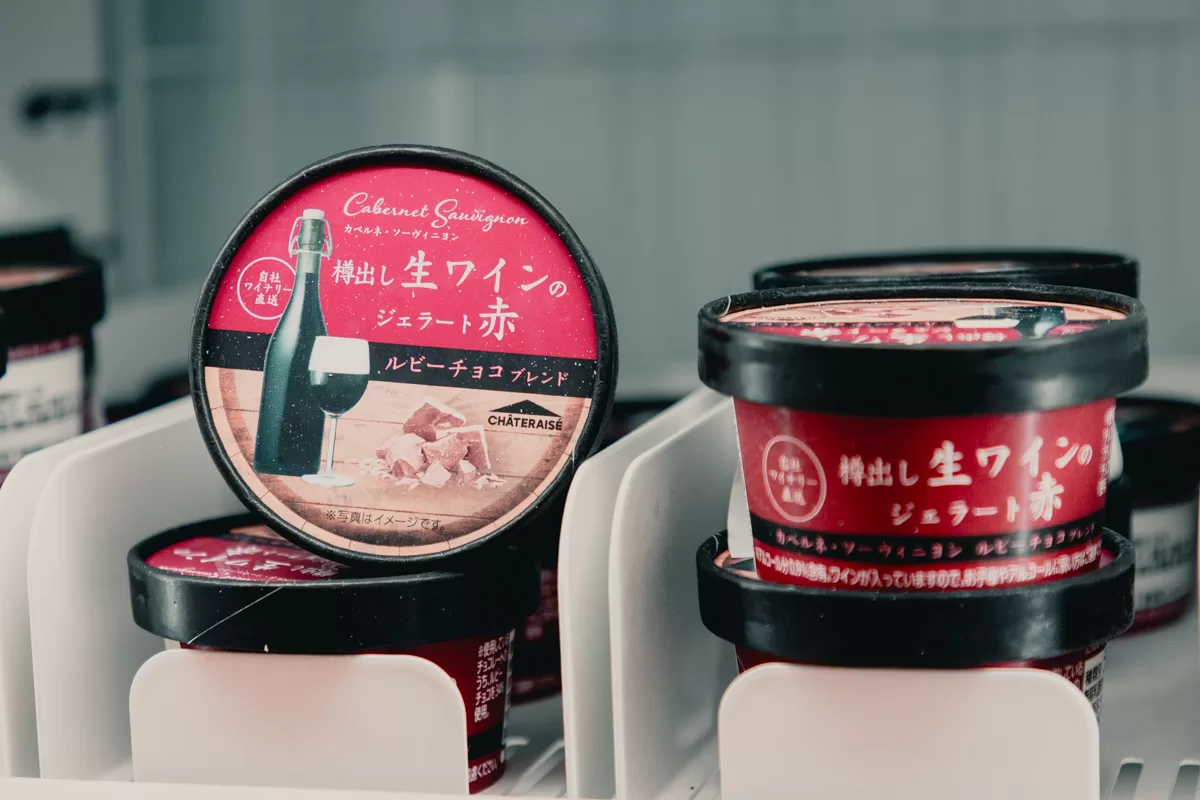 Chateraise 6 Chateraise - red wine ice cream