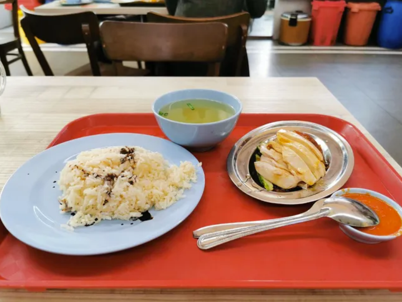 Leong Yeow Chicken Rice Plate of chicken rice Leong Yeow Chicken Rice - Plate of chicken rice