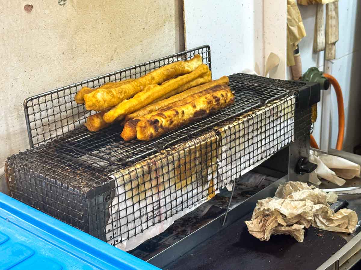 gu zao rojak - grilling you tiao