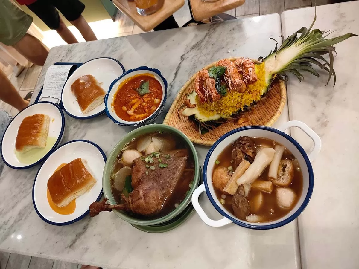 ThaiYang Kope - Various dishes