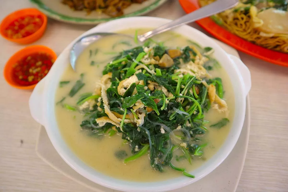 chekitchen14 worst rated zi char - spinach