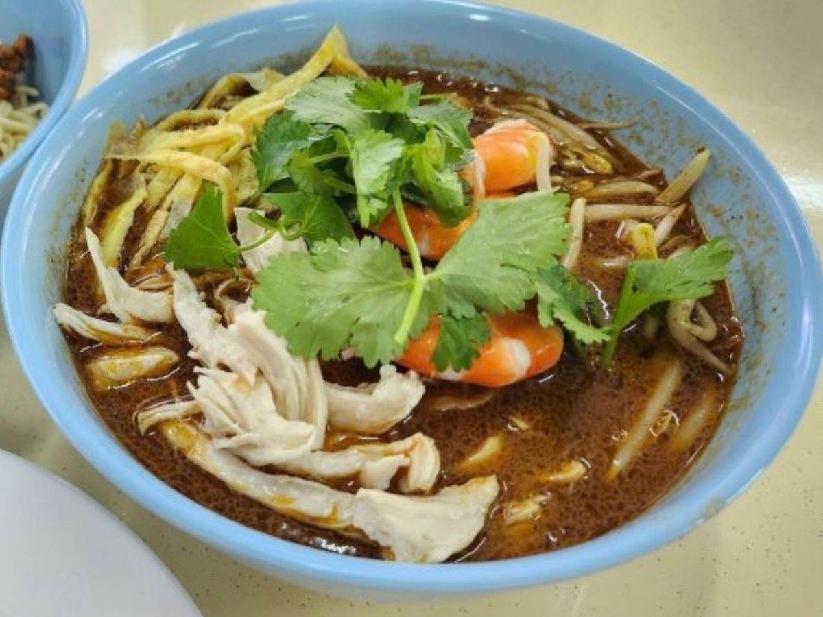 Sarawak Delicacy Laksa & Kolo Mee - laksa beehoon