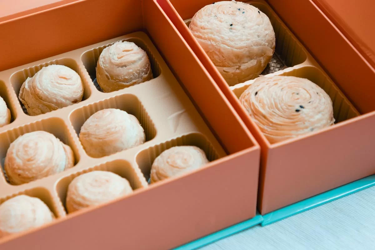 Zhen Wei 3 Zhen Wei - mooncake