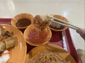 Zhong Zhong Fine Spice - Prawn cracker in sauce