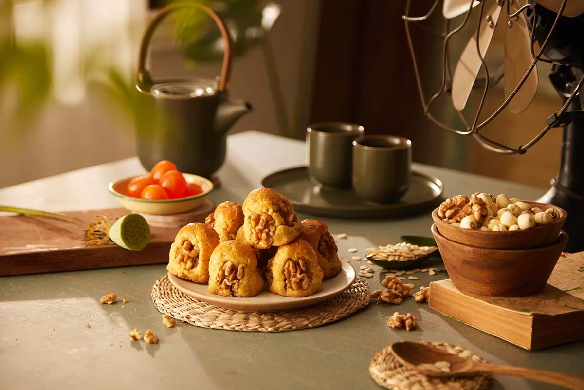 mooncake2024-3 mooncake 2024 - garden pastry & cake walnut
