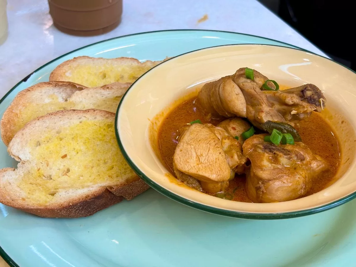 Choon Kee X Great Nanyang - Curry Chicken Toast Choon Kee X Great Nanyang - Curry Chicken Toast