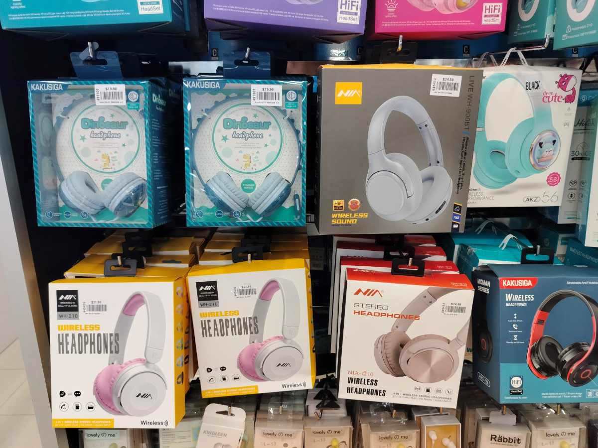 IMG20240801121825 what to buy at mustafa - headphones