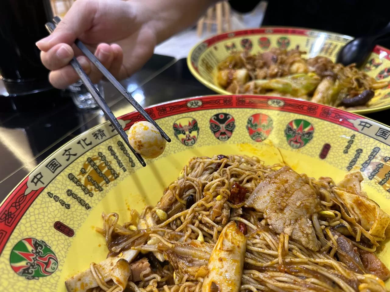 Xiao Man Niu Mala Xiang Guo - quail egg