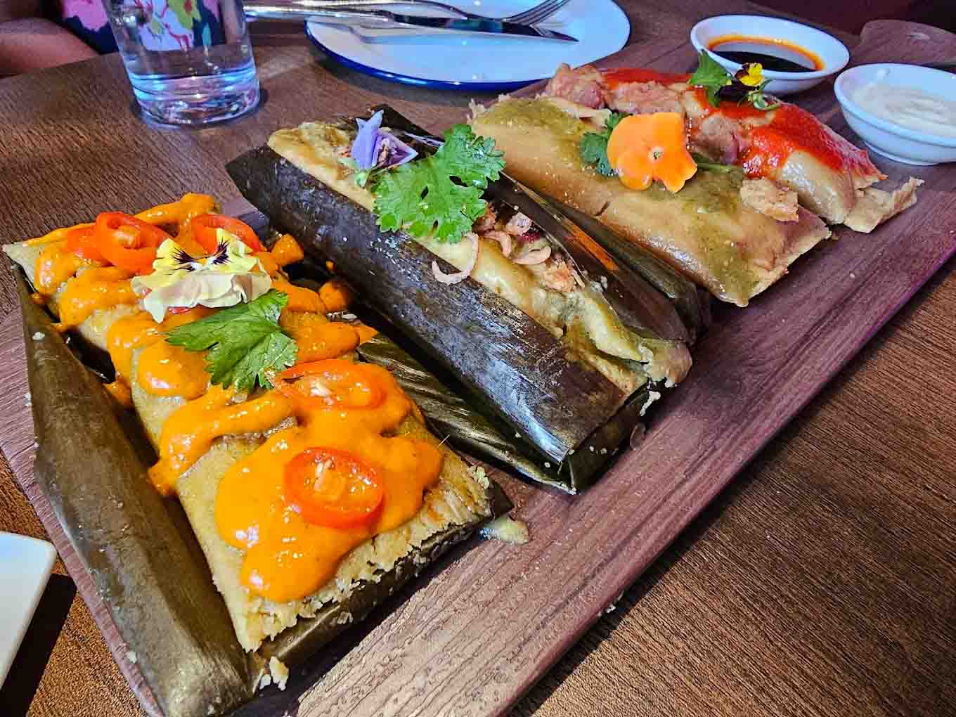 best mexican restaurants - mami's tamales platter