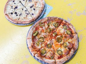Mr Kneady's - pizza