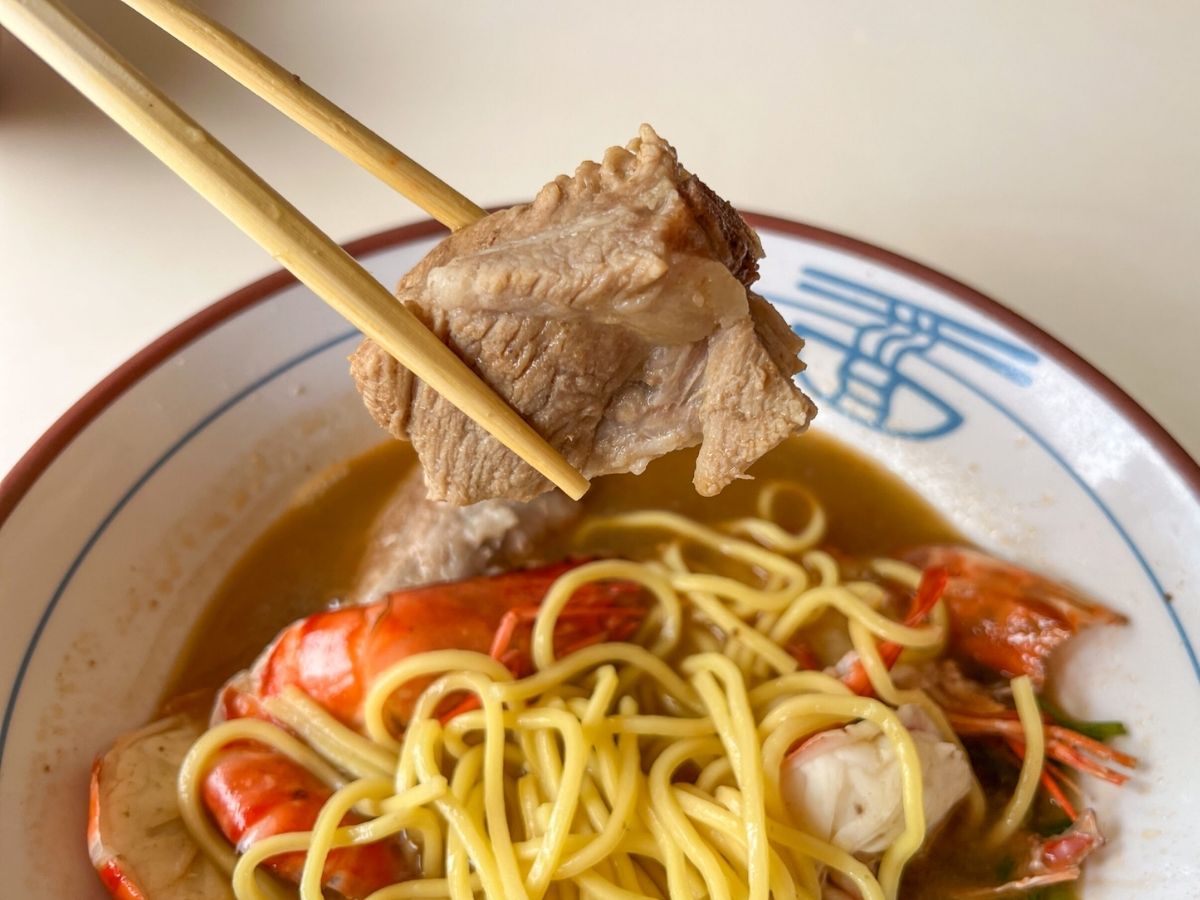 Adam Road San Ge Prawn Noodle -pork ribs