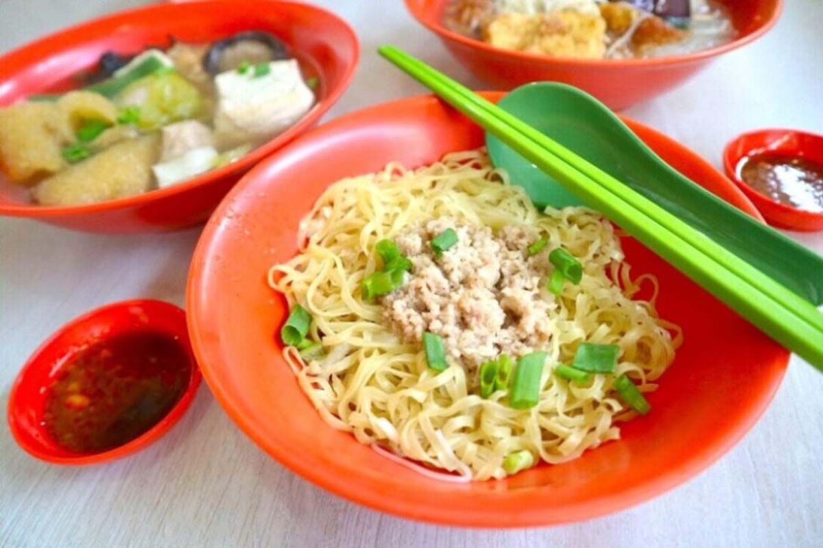 special chilli ytf - hakka mee