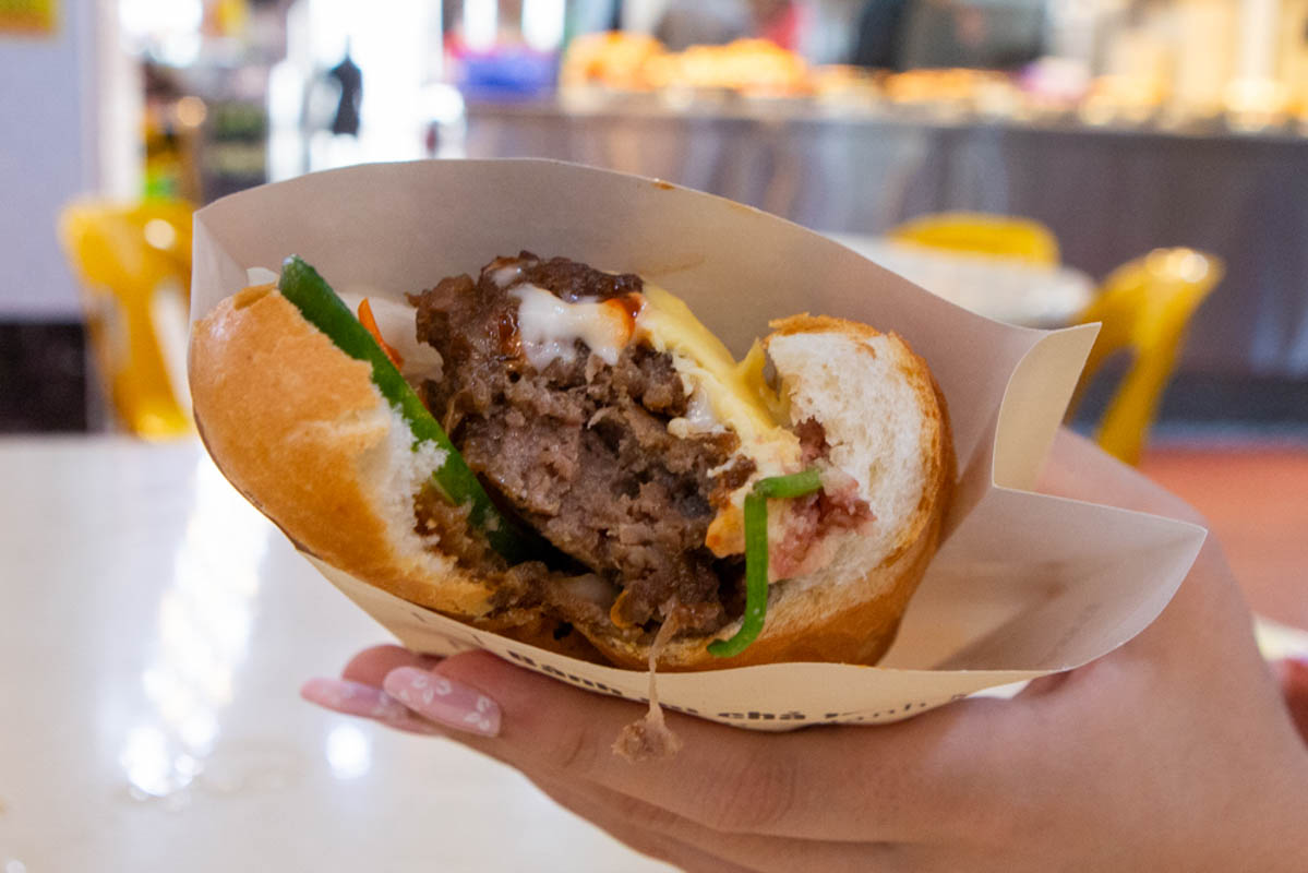 bu buong - inside of beef cheese