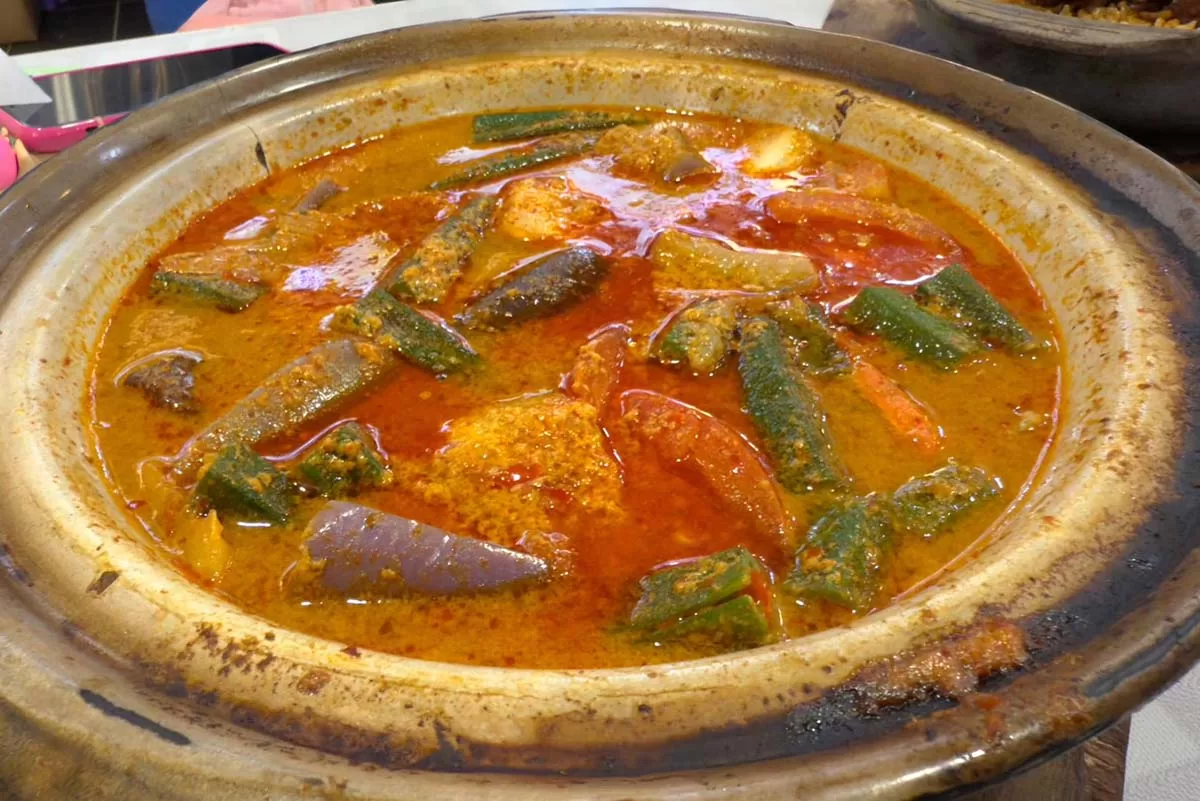 heng fa li - curry fish head