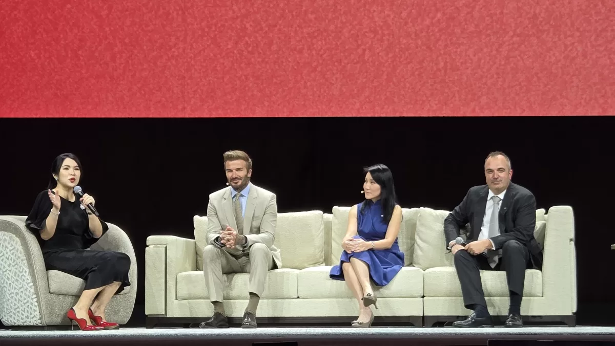 mbs - david beckham at press conference