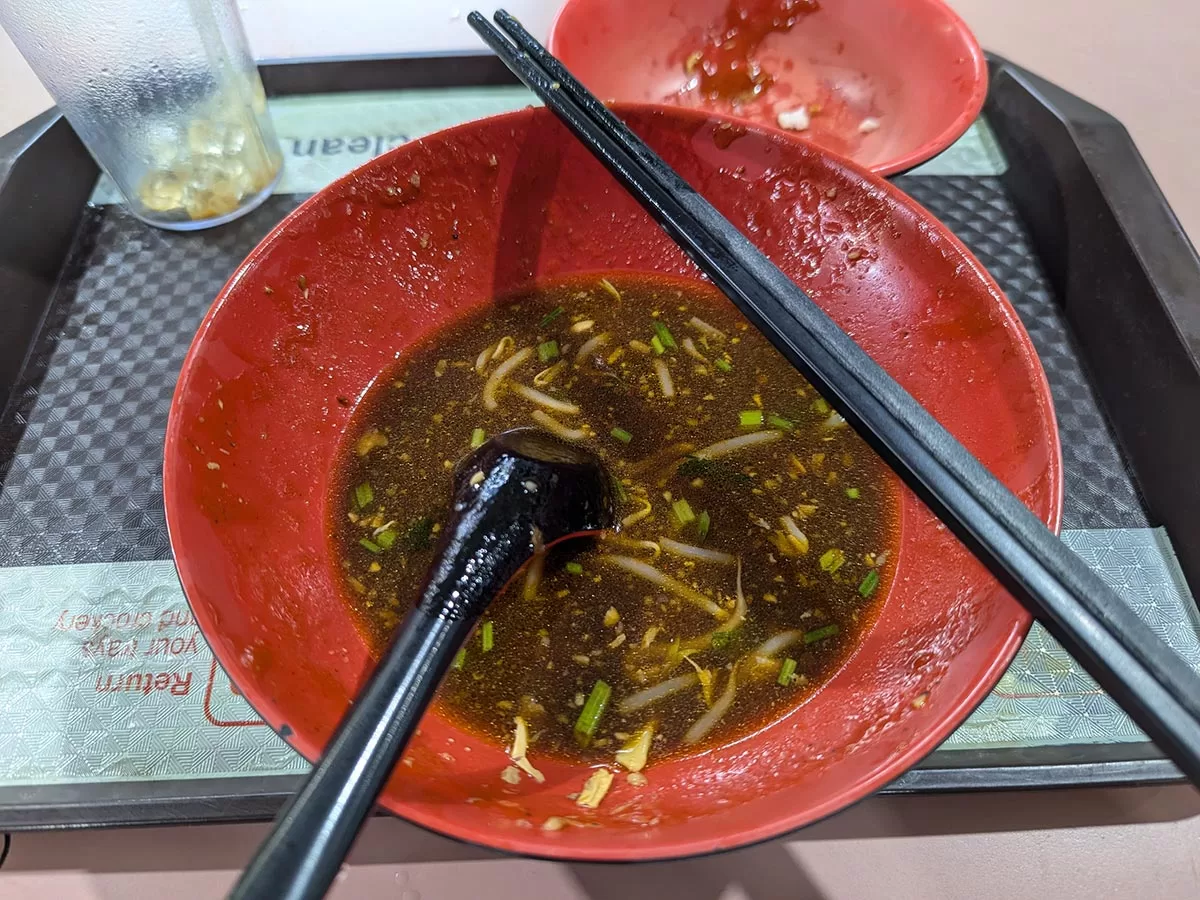 hui wei lor mee empty bowl
