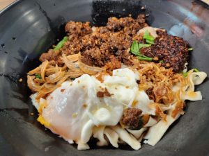 huiwei - close up of ban mian