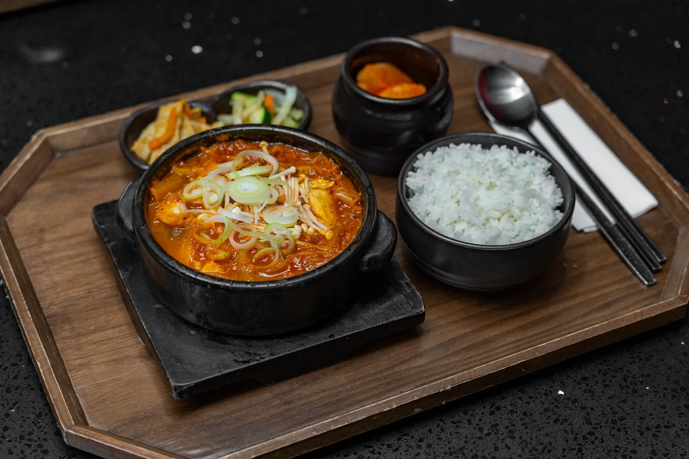 suntec city food guide - onggii gomtang