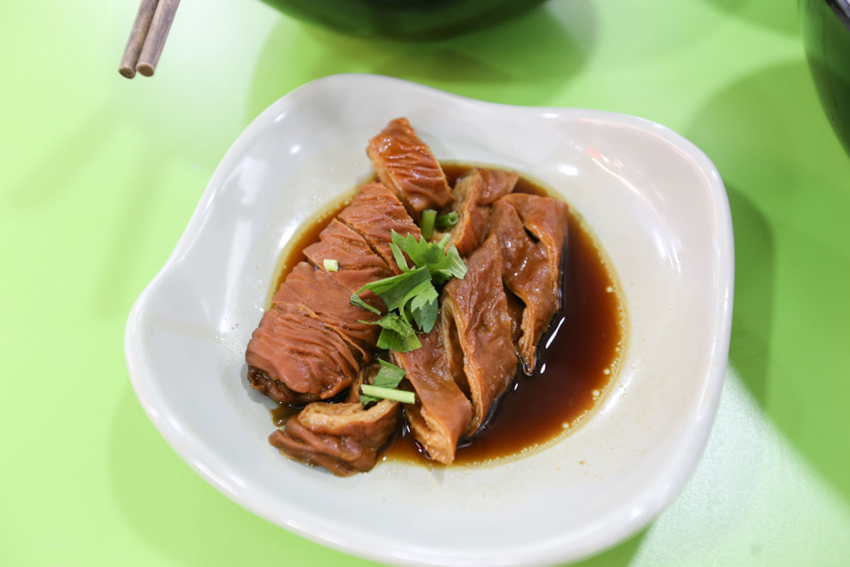 lin's braised - pig's intestines